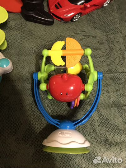 Chicco фрукты на присоске развивающая игрушка