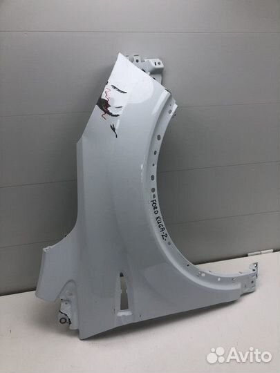 Крыло переднее правое Ford Kuga 2