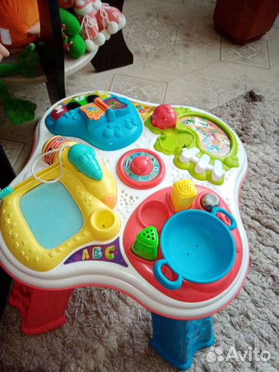 Развивающий стол