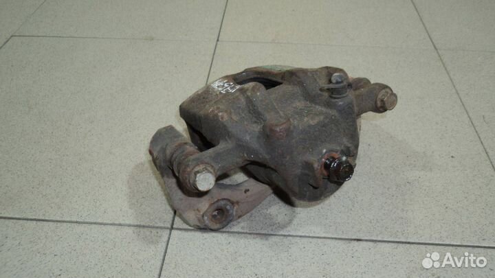 Суппорт передний правый Hyundai Solaris 1