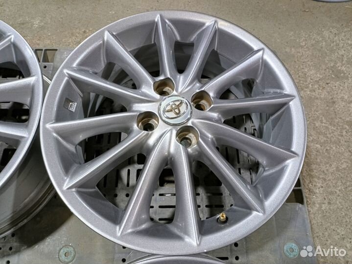 Оригиналы Toyota Corolla Fielder R16 Japan Б/П