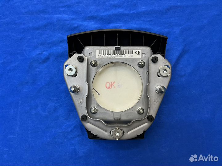 Подушка безопасности руля Toyota Prius 30 Aqua