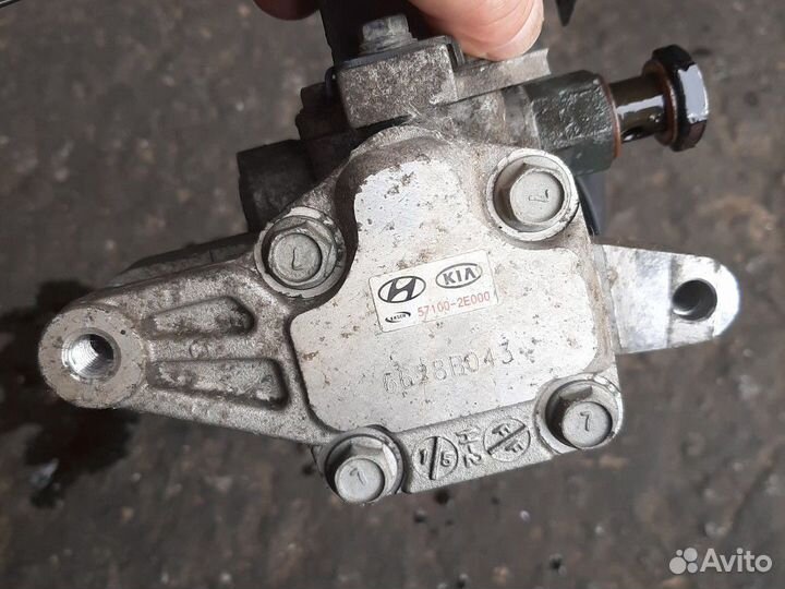 Насос гур Киа Спортейдж 2 2.0i Туксон