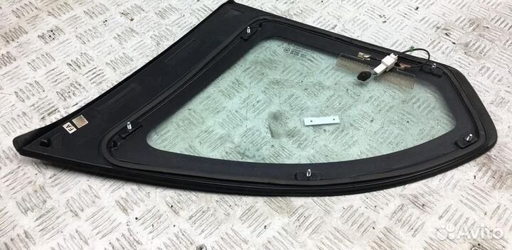 Стекло заднее левое глухое/форточка Chevrolet Capt