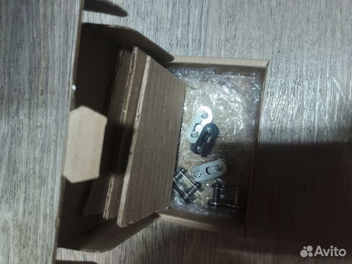 Замок звена цепи