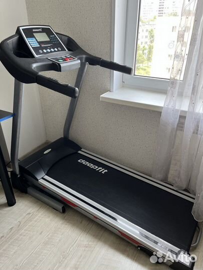 Дорожка беговая deep FIT Stadium электрическая