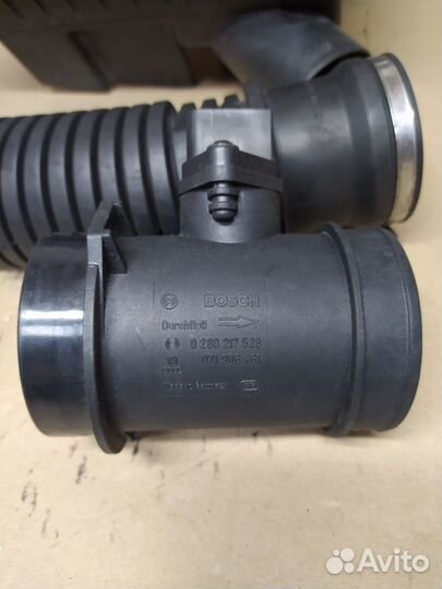 Корпус фильтра воздушного Mersedes Vito638