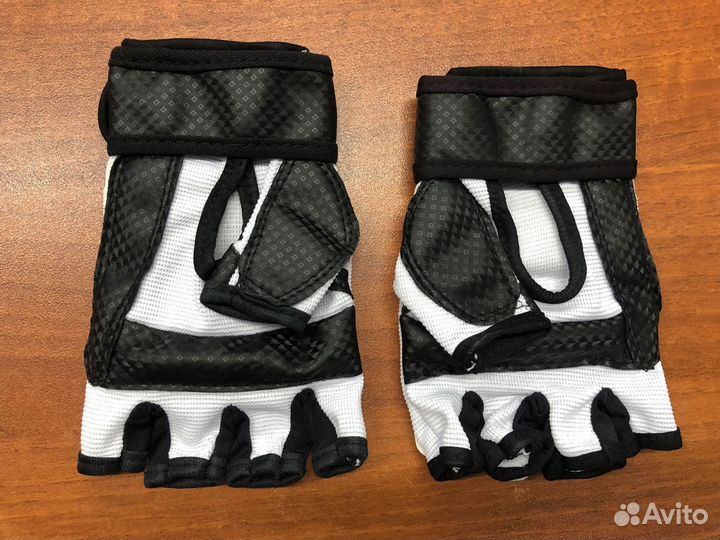 Перчатки карате киокушинкай