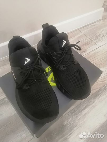 Кроссовки мужские