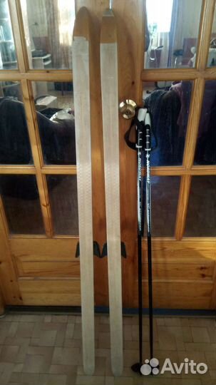 Лыжи детские с палками и ботинками+ботинки 41 разм