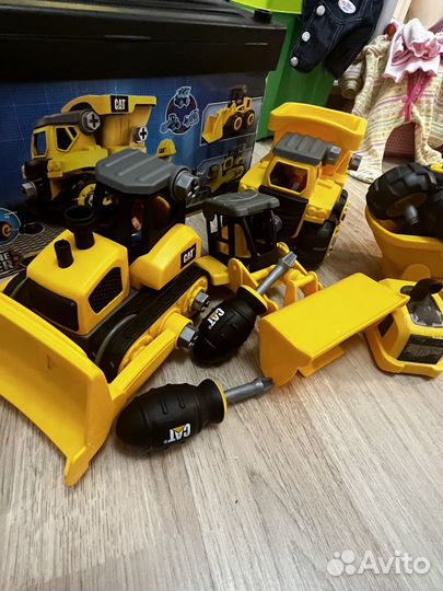 Набор грузовиков machine maker