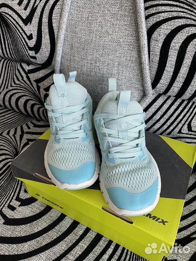 Оригинальные кроссовки Demix