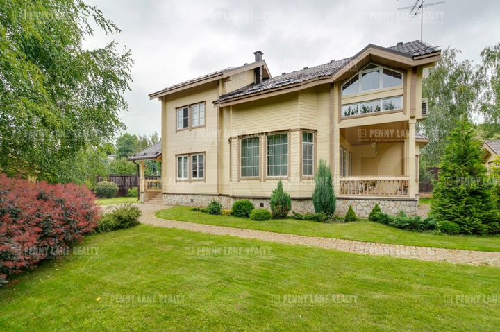 Дом 250 м² на участке 15 сот.