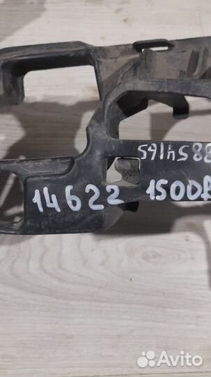 Каркас бампера передний левый Mercedes C Class