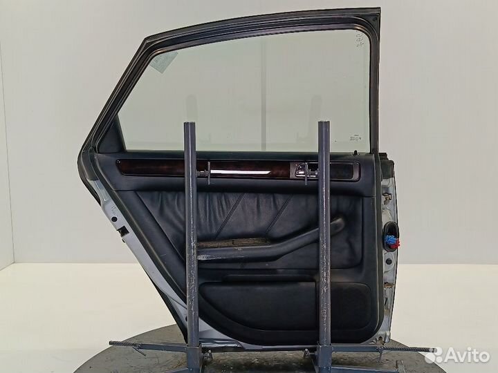 Дверь задняя левая Audi A6 C5/4B (97-01)