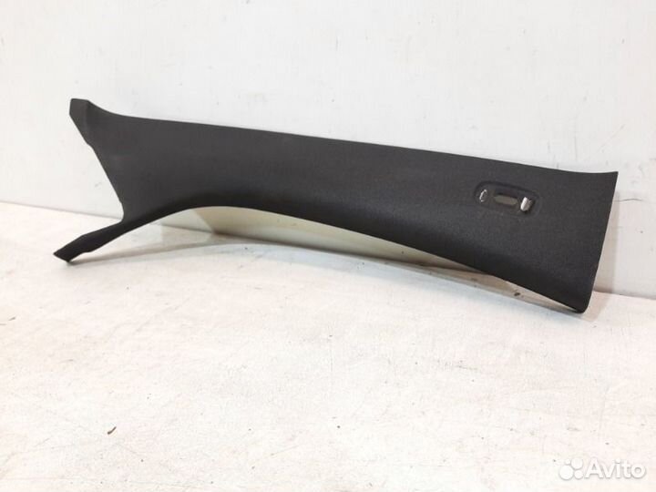 Обшивка стойки передняя правая Mercedes-Benz Glc