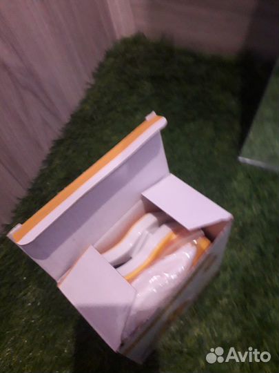 Магнитная щетка для мытья окон