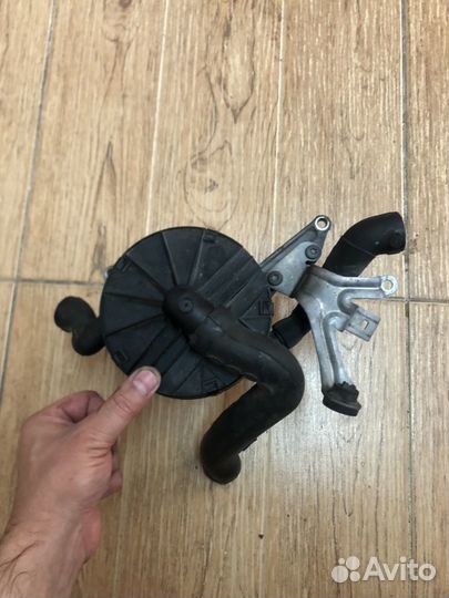 Насос воздушный для Mercedes M272 M273