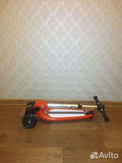 Самокат с фонариком на запчасти