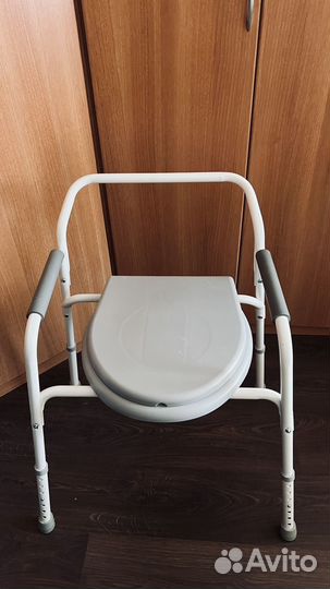 Кресло туалет для инвалидов и пожилых людей