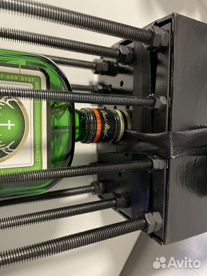 Клетка для бутылки с гайками