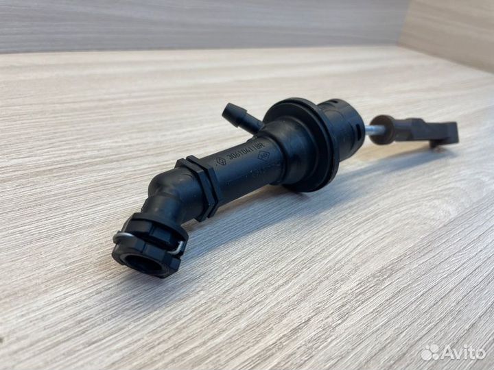 Главный цилиндр сцепления LADA X-Ray