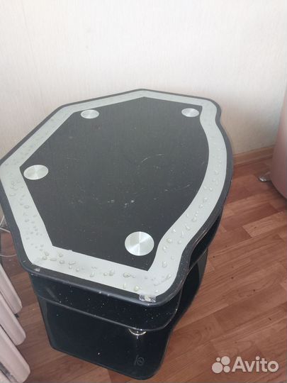 Журнальный столик круглый бу