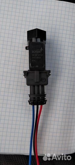 Датчик скорости со штекером на Ниву Шевролет