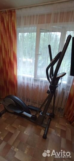 Эллиптический тренажер