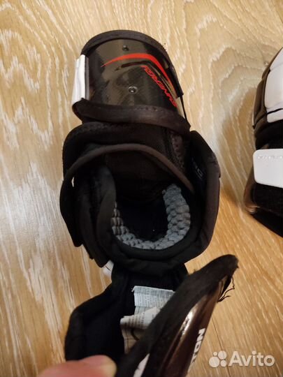 Налокотники хоккейные Easton JR L