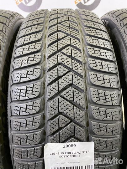 Pirelli Winter Sottozero 3 235/45 R19