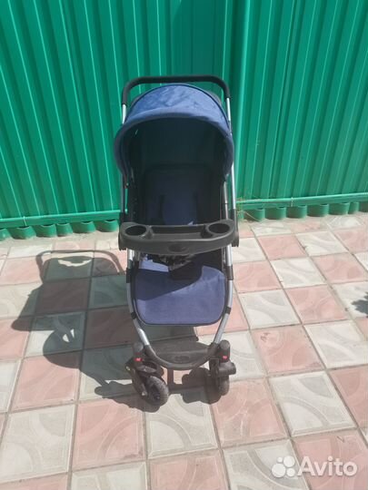 Коляска всесезонная