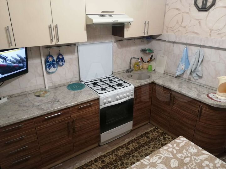 2-к. квартира, 54 м², 1/9 эт.