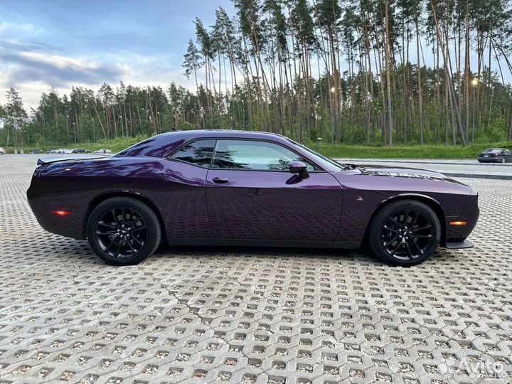 Dodge Challenger 6.4 AT, 2021, 16 200 км