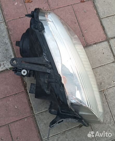 Фара левая Renault Duster