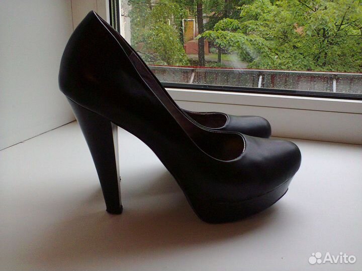 Черные туфли
