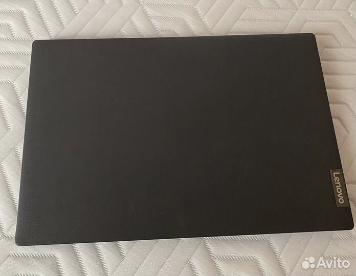 Ноутбук Lenovo v15-ada