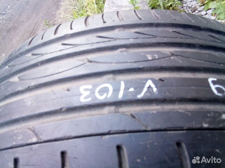 Yokohama Advan Sport V103 245/40 R19