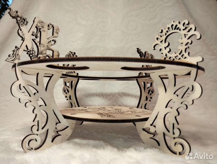 Деревянная пасхальная подставка для яиц