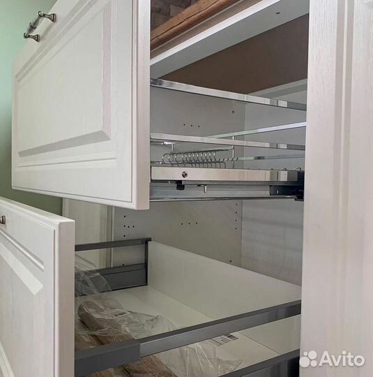 Кухня до потолка на заказ