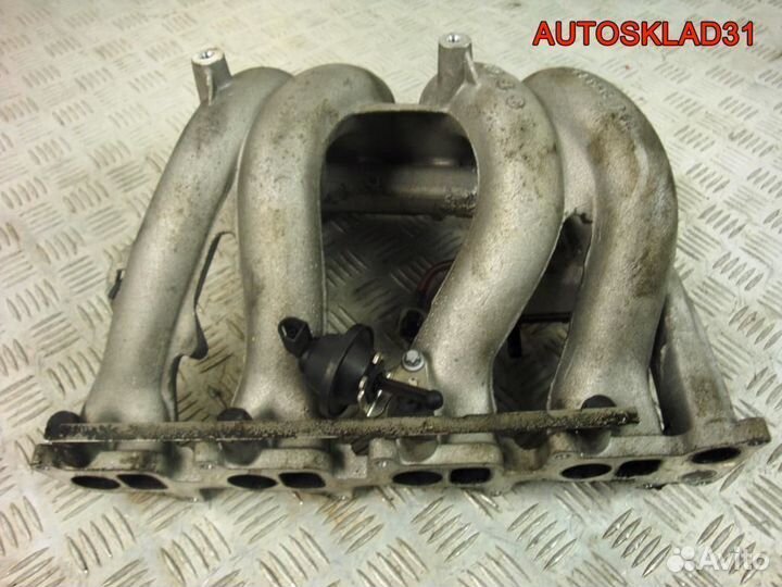 Коллектор впускной Mercedes Benz W202 А6110901737