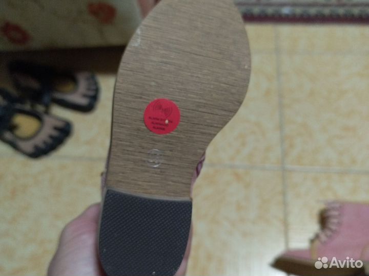 Туфли совершенно новые