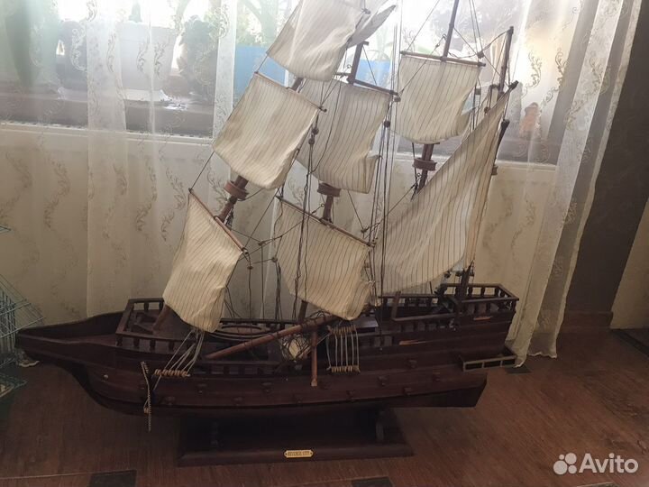 Модель корабля
