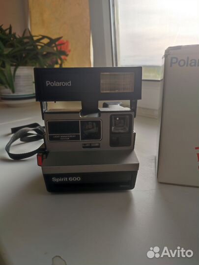 Фотоаппарат polaroid 600
