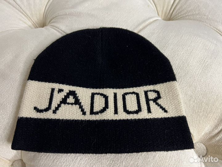 Шапка J’Adior