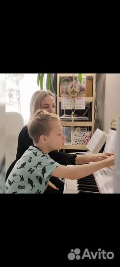 Уроки игры на фортепиано