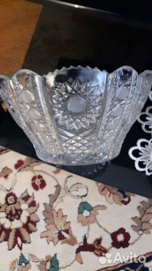 Ваза хрустальная