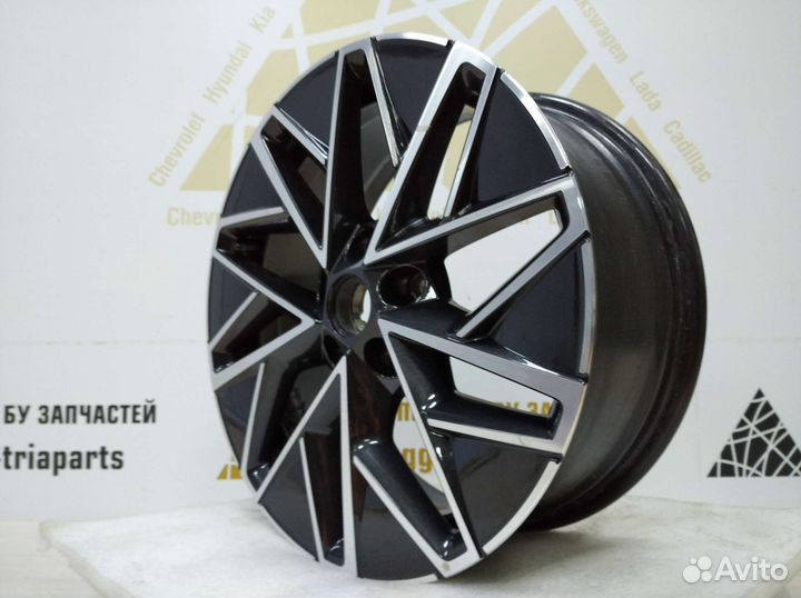 Диск литой R17 Skoda Octavia A8