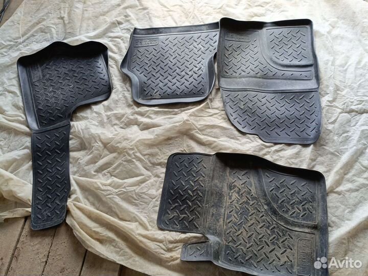 Коврики на ford focus 2