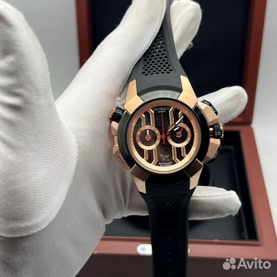 Часы золотые Jacob & Co. Epic X Chrono